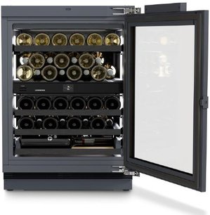 Встраиваемый винный шкаф Либхер UWpri 3782 Vinidor Selection фото в Санкт-Петербурге Встраиваемый винный шкаф Liebherr UWpri 3782 Vinidor Selection фото в Санкт-Петербурге