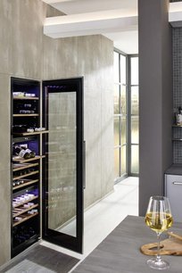 Встраиваемый холодильник для вина Куперсбуш FWK 8850.0 S фото 2 в Санкт-Петербурге Встраиваемый холодильник для вина Kuppersbusch FWK 8850.0 S фото 2 в Санкт-Петербурге