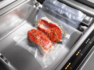 Вакуумный упаковщик Miele EVS6114 CLST фото 2 в Санкт-Петербурге