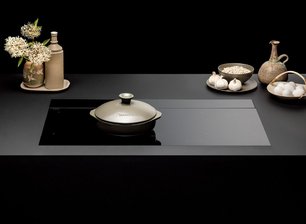 Варочная панель с вытяжкой Фалмек BRERA 90 VETRO NERO фото 4 в Санкт-Петербурге Варочная панель с вытяжкой Falmec BRERA 90 VETRO NERO фото 4 в Санкт-Петербурге