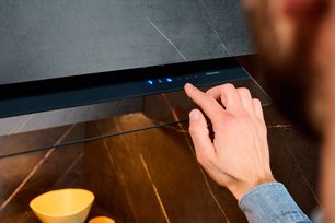 Вытяжка Фалмек VIRGOLA TOUCH NRS BLACK 60 фото 2 в Санкт-Петербурге Вытяжка Falmec VIRGOLA TOUCH NRS BLACK 60 фото 2 в Санкт-Петербурге