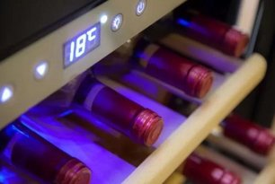 Винный шкаф Coldvine C18-KSB1 фото 4 в Санкт-Петербурге Винный шкаф Cold Vine C18-KSB1 фото 4 в Санкт-Петербурге