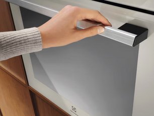 Духовой шкаф Electrolux LOE8F38S фото 3 в Санкт-Петербурге