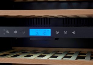 Встраиваемый под столешницу винный шкаф Селлар Приват CP043-2TB фото 3 в Санкт-Петербурге Встраиваемый под столешницу винный шкаф CellarPrivate CP043-2TB фото 3 в Санкт-Петербурге