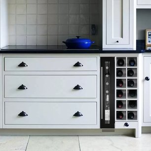 Винный шкаф Dunavox DAUF-9.22B фото 2 в Санкт-Петербурге