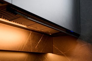 Вытяжка Фалмек VIRGOLA TOUCH NRS BLACK 60 фото 4 в Санкт-Петербурге Вытяжка Falmec VIRGOLA TOUCH NRS BLACK 60 фото 4 в Санкт-Петербурге