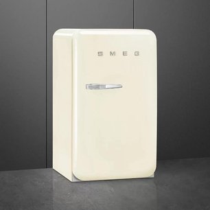 Холодильник Смег FAB10RCR5 фото 3 в Санкт-Петербурге Холодильник Smeg FAB10RCR5 фото 3 в Санкт-Петербурге
