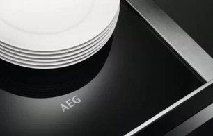 Встраиваемый ящик для подогрева посуды AEG KDE911424M фото 2 в Санкт-Петербурге