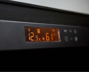 Монотемпературный винный шкаф EuroCave V-REVEL-S R-400024-S2W фото 4 в Санкт-Петербурге