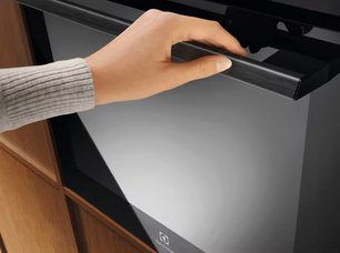 Духовой шкаф Electrolux KOD8C39Z фото 4 в Санкт-Петербурге
