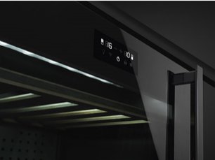 Винный шкаф Смег CVI638LWN2 фото 3 в Санкт-Петербурге Винный шкаф Smeg CVI638LWN2 фото 3 в Санкт-Петербурге