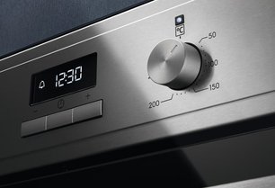 Духовой шкаф Electrolux EOF3H50BX фото 3 в Санкт-Петербурге