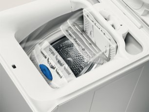 Стиральная машина Электролюкс EWT1064ILW фото 2 в Санкт-Петербурге Стиральная машина Electrolux EWT1064ILW фото 2 в Санкт-Петербурге