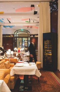 Витрина для вина EuroCave V-90002 фото 2 в Санкт-Петербурге