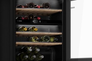 Винный шкаф Бош KWK16ABGB фото 3 в Санкт-Петербурге Винный шкаф Bosch KWK16ABGB фото 3 в Санкт-Петербурге