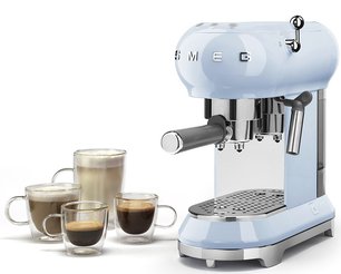 Кофемашина Smeg ECF01PBEU фото 3 в Санкт-Петербурге