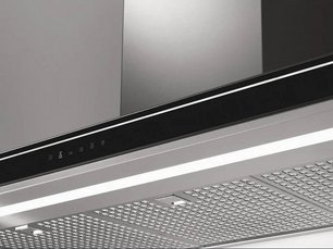 Вытяжка Falmec Luce 90 Glass Black wall фото 3 в Санкт-Петербурге