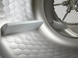 Сушильная машина Miele TWC220WP новая, с витрины фото 3 в Санкт-Петербурге