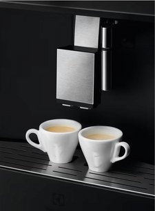 Встраиваемая кофемашина Electrolux EBC85X фото 4 в Санкт-Петербурге