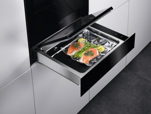 Вакуумный упаковщик AEG KDE911423B фото 4 в Санкт-Петербурге