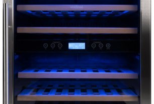 Винный шкаф Вестфрост VFWC150Z2 фото 3 в Санкт-Петербурге Винный шкаф Vestfrost VFWC150Z2 фото 3 в Санкт-Петербурге