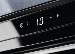 Винный шкаф Electrolux KBW5T фото 2 в Санкт-Петербурге
