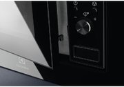Встраиваемая микроволновая печь Electrolux LMS2173EMX фото 4 в Санкт-Петербурге