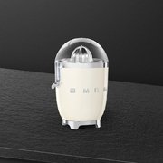 Соковыжималка Смег CJF11CREU фото 4 в Санкт-Петербурге Соковыжималка Smeg CJF11CREU фото 4 в Санкт-Петербурге