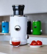 Соковыжималка NOVIS Vita Juicer белая фото 3 в Санкт-Петербурге Соковыжималка NOVIS Vita Juicer белая фото 3 в Санкт-Петербурге