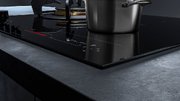 Газовая варочная панель с индукцией Kuppersbusch KIG 6850.0 SR-E5 Black Velvet фото 4 в Санкт-Петербурге