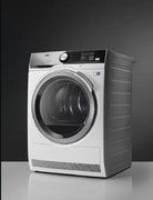 Сушильная машина с тепловым насосом AEG T9DBA68SC фото 3 в Санкт-Петербурге