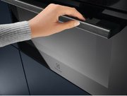 Духовой шкаф Electrolux EVL8E08Z фото 4 в Санкт-Петербурге