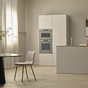 Встраиваемый паровой шкаф V-Zug CombiSteamer V4000 45 CS4T-23031 черное стекло фото 4 в Санкт-Петербурге