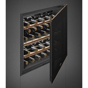 Встраиваемый холодильный шкаф для вина Smeg CVI629NR3 фото 2 в Санкт-Петербурге