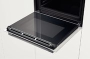 Духовой шкаф Bosch HBG 6750W1 фото 4 в Санкт-Петербурге