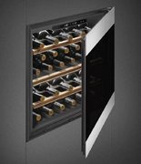 Встраиваемый винный холодильник Smeg CVI329X3 фото 3 в Санкт-Петербурге