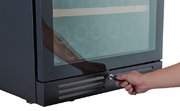 Встраиваемый винный шкаф CellarPrivate CP154-3TB фото 3 в Санкт-Петербурге
