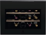 Встраиваемый винный шкаф Electrolux KBW6T фото