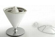 Соковыжималка Бугатти Juicer Vita White фото 2 в Санкт-Петербурге Соковыжималка Bugatti Juicer Vita White фото 2 в Санкт-Петербурге