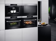 Духовой шкаф AEG KMR761000M фото 2 в Санкт-Петербурге