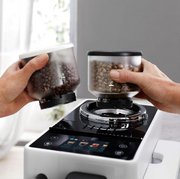 Кофемашина DeLonghi EXAM440.35.W фото 4 в Санкт-Петербурге