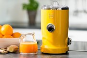 Соковыжималка NOVIS Vita Juicer желтая фото 2 в Санкт-Петербурге Соковыжималка NOVIS Vita Juicer желтая фото 2 в Санкт-Петербурге