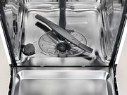 Встраиваемая посудомоечная машина Electrolux EEQ 47200 L фото 4 в Санкт-Петербурге