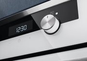 Духовой шкаф Electrolux OKC 5H50 W фото 2 в Санкт-Петербурге