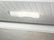 Морозильный ларь Electrolux EC2200AOW2 фото 3 в Санкт-Петербурге