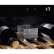 Встраиваемый винный шкаф AEG AWUS020B5B фото 4 в Санкт-Петербурге