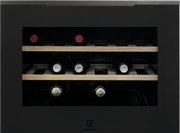 Винный шкаф Electrolux KBW5T