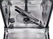 Встраиваемая посудомоечная машина Electrolux EEQ47210L фото 3 в Санкт-Петербурге