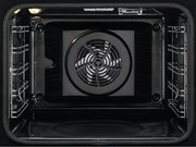 Духовой шкаф Electrolux EOC8P39WX фото 3 в Санкт-Петербурге