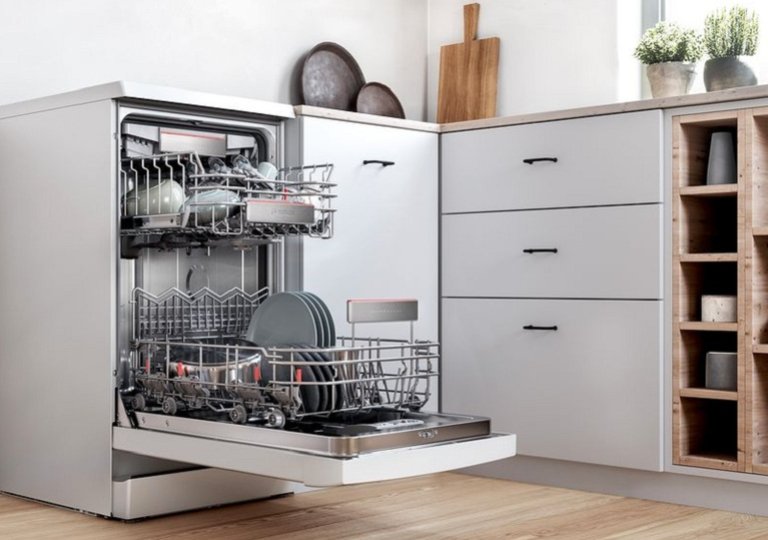 Рейтинг лучших посудомоечных машин отдельностоящих по цене и качеству в 2025 году